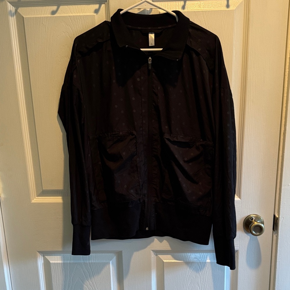 GAPfit Women’s Black Lightweight Jacket